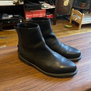 Dr martens Chelsea boots